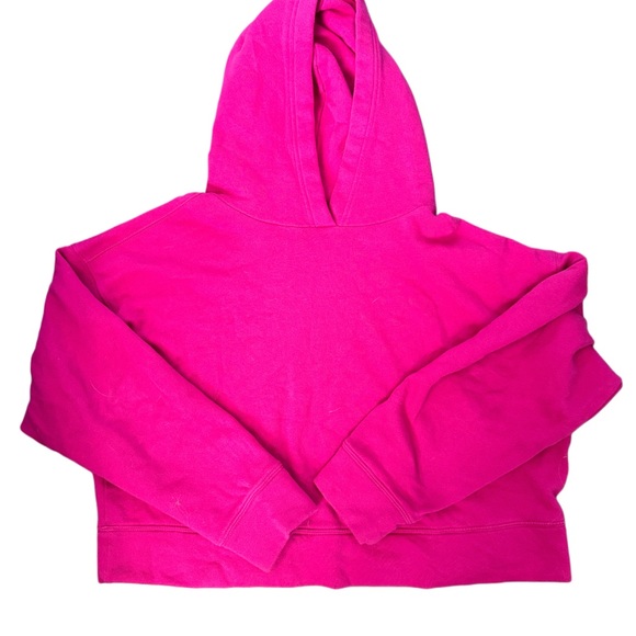 Old Navy Tops - 🤎Old Navy cropped hoodie